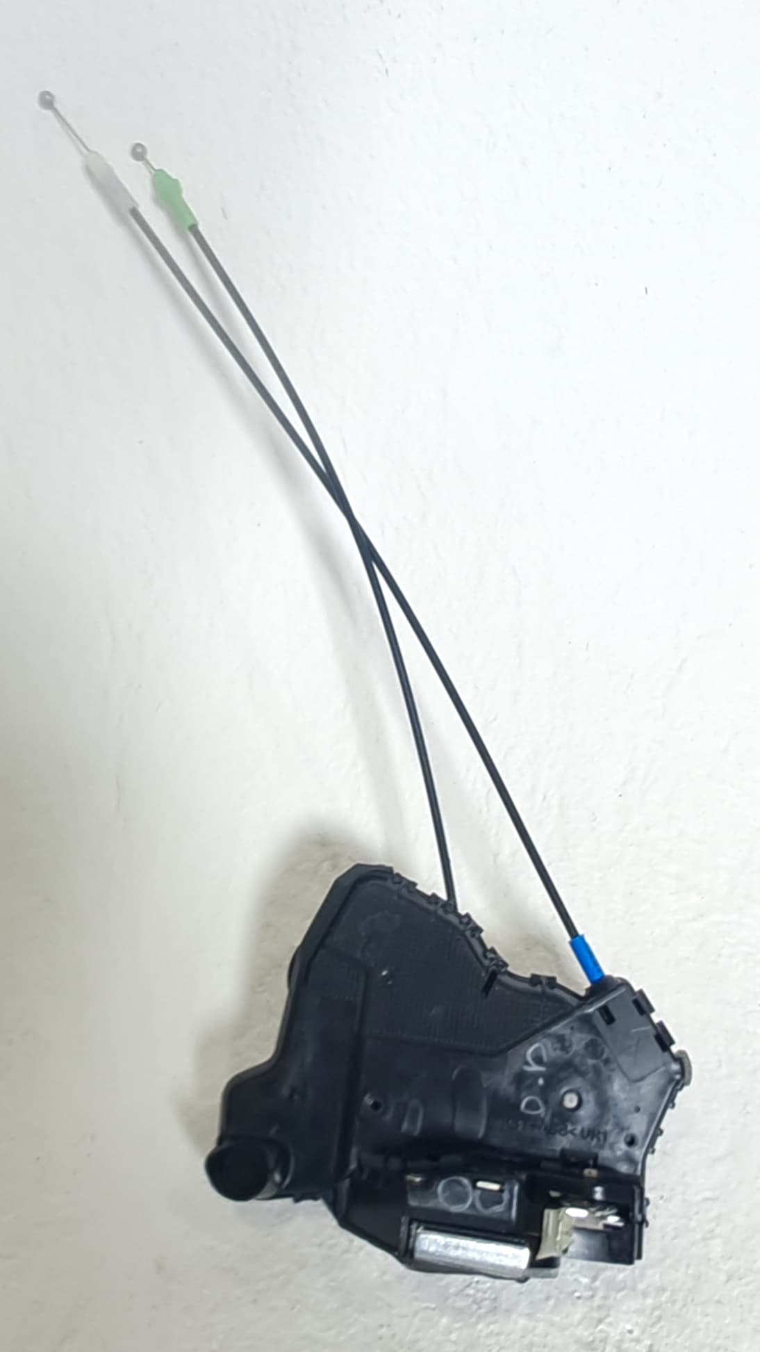Cerradura puerta delantera derecha TOYOTA AURIS