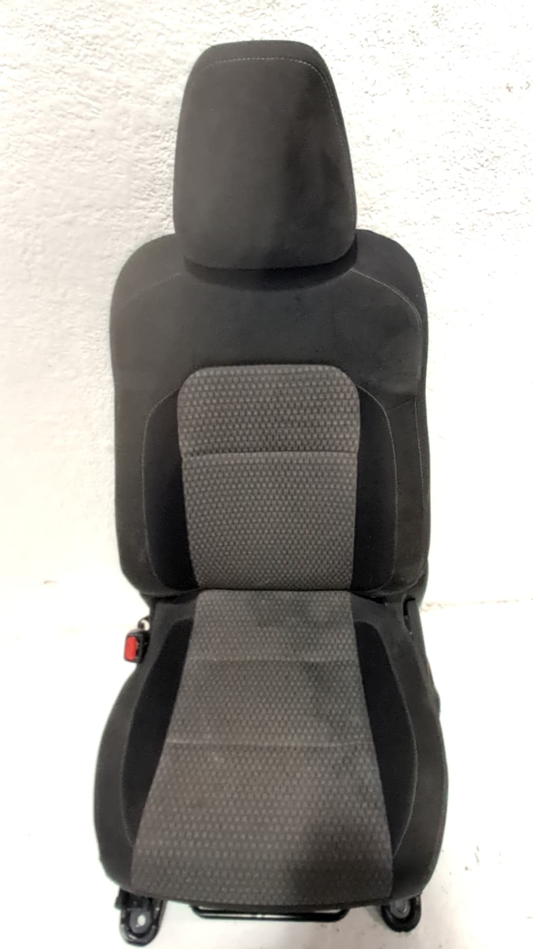 Asiento delantero izquierdo TOYOTA AURIS