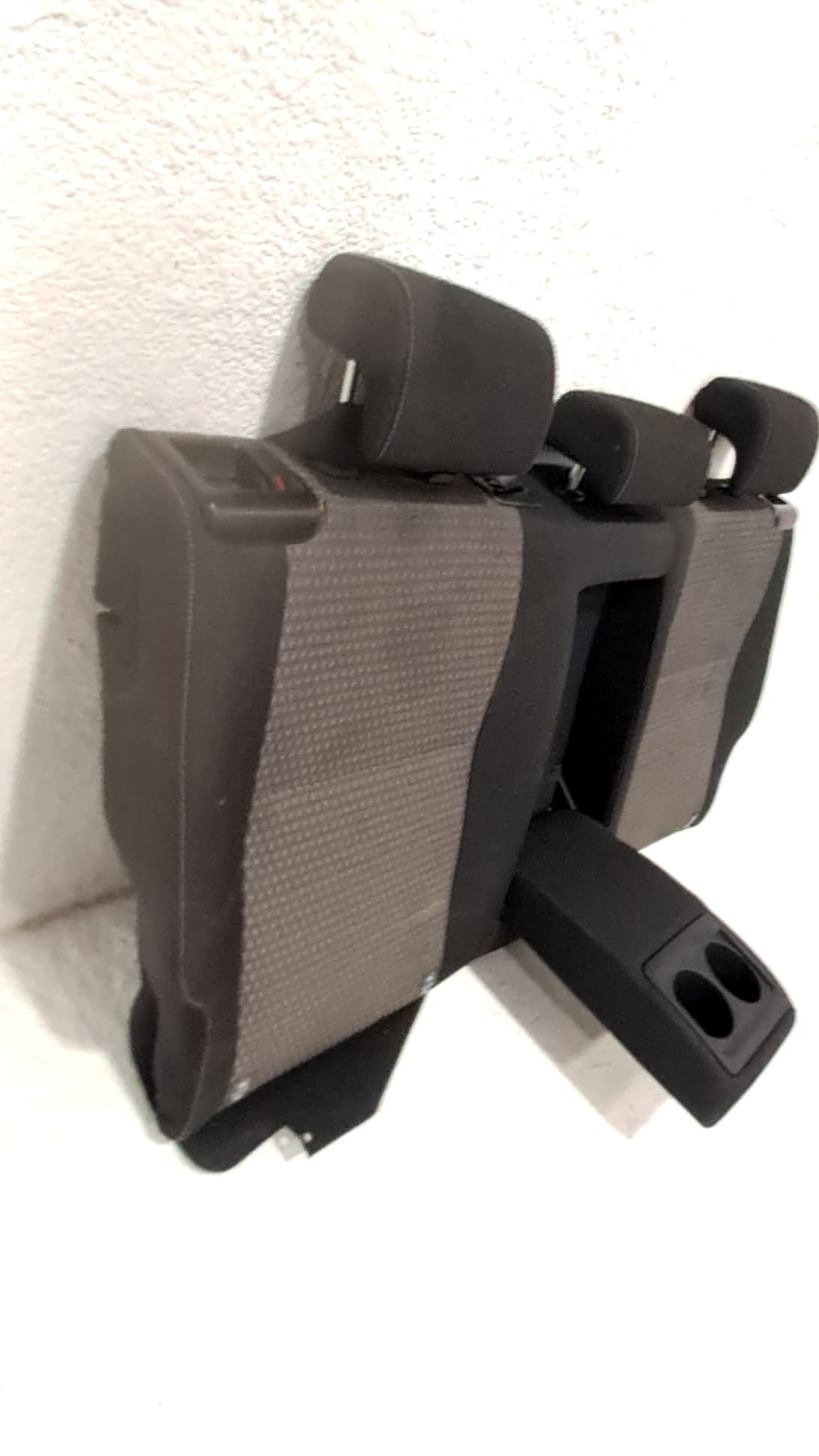 Cerradura asientos traseros TOYOTA AURIS 2
