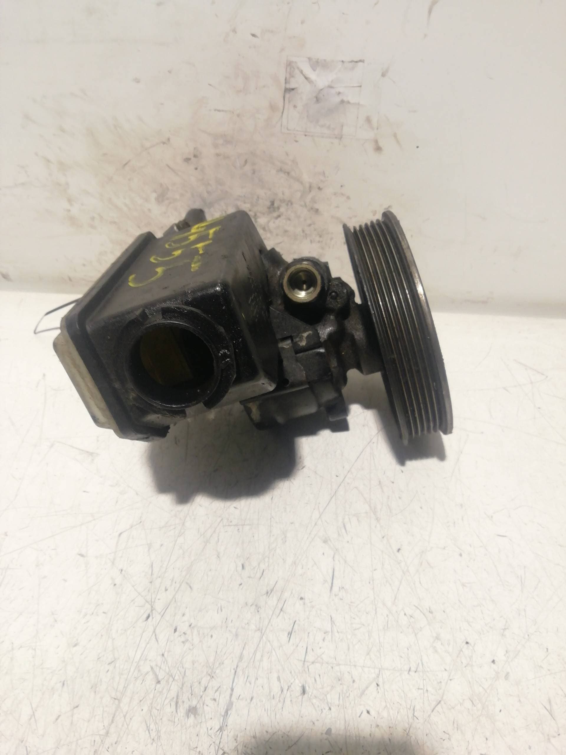 Bomba direccion OPEL VECTRA B BERLINA 4