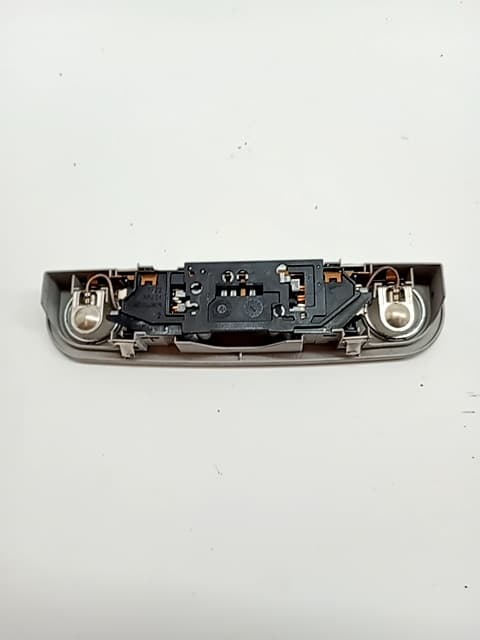 Luz interior AUDI A6 AVANT (4F5) 3