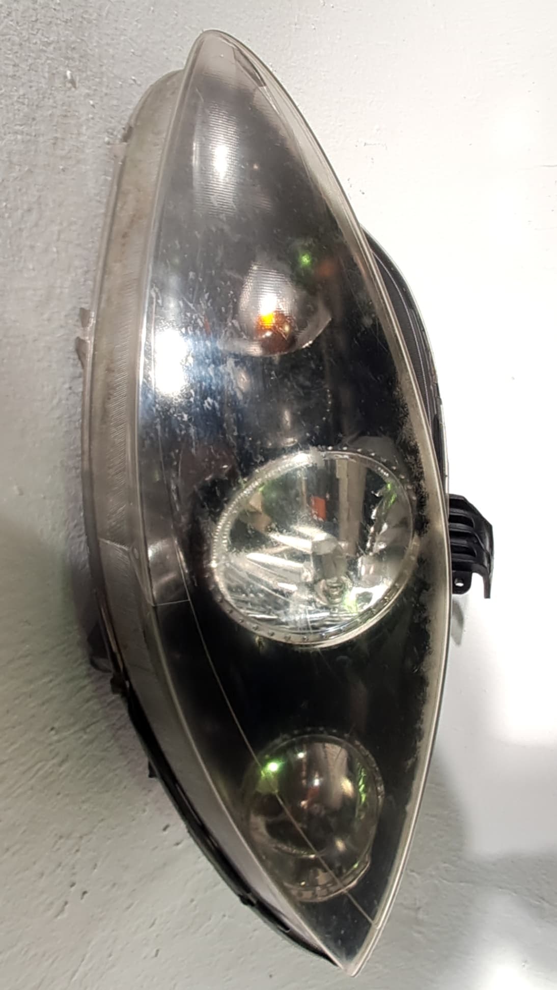 Faro izquierdo SEAT LEON (1P1)