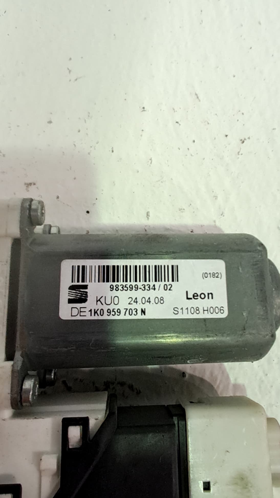 Motor elevalunas trasero izquierdo SEAT LEON (1P1) 2