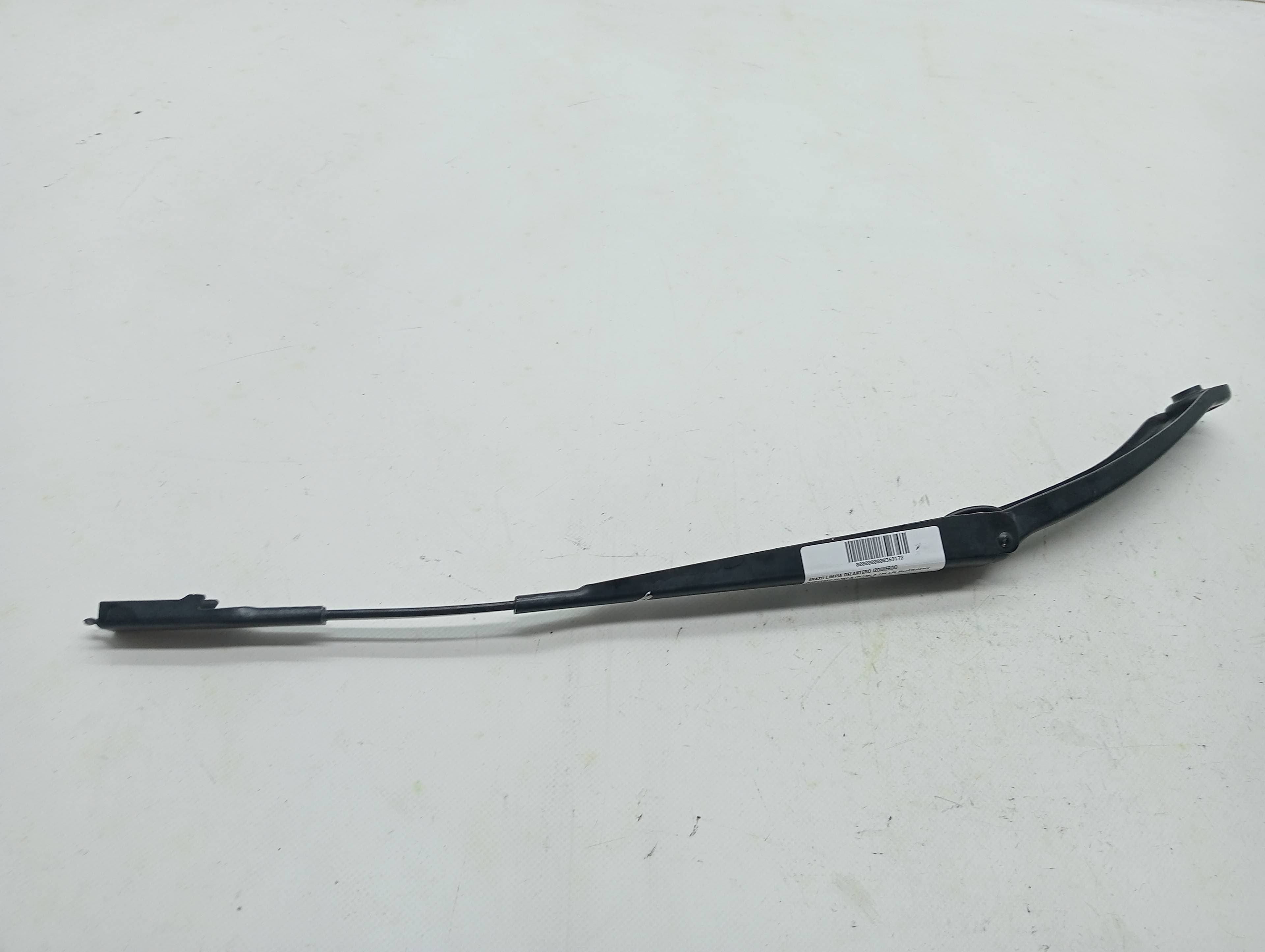 Brazo limpia delantero izquierdo MERCEDES-BENZ CLASE A (W176)