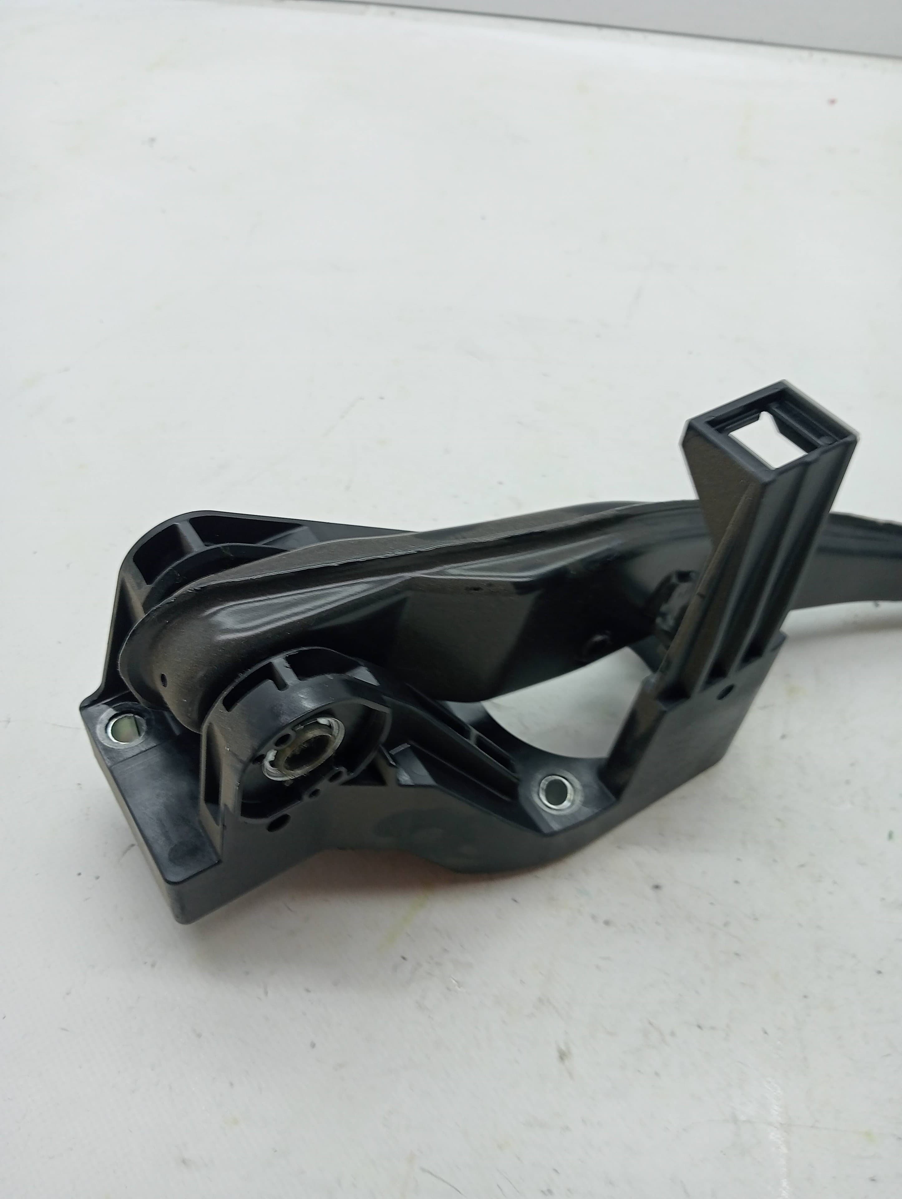 Pedal freno MERCEDES-BENZ CLASE A (W176) 3