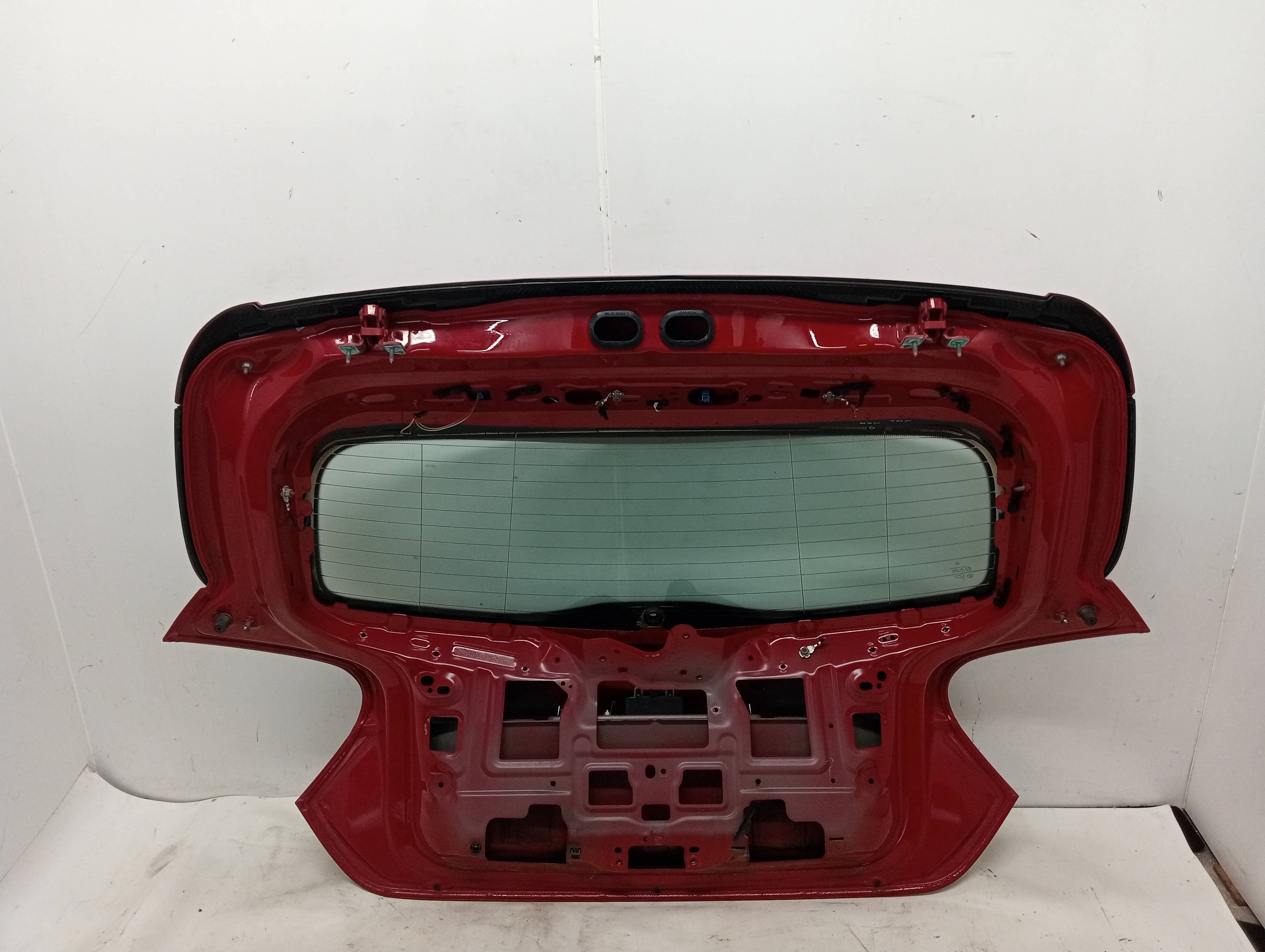 Porton trasero MERCEDES-BENZ CLASE A (W176) 2