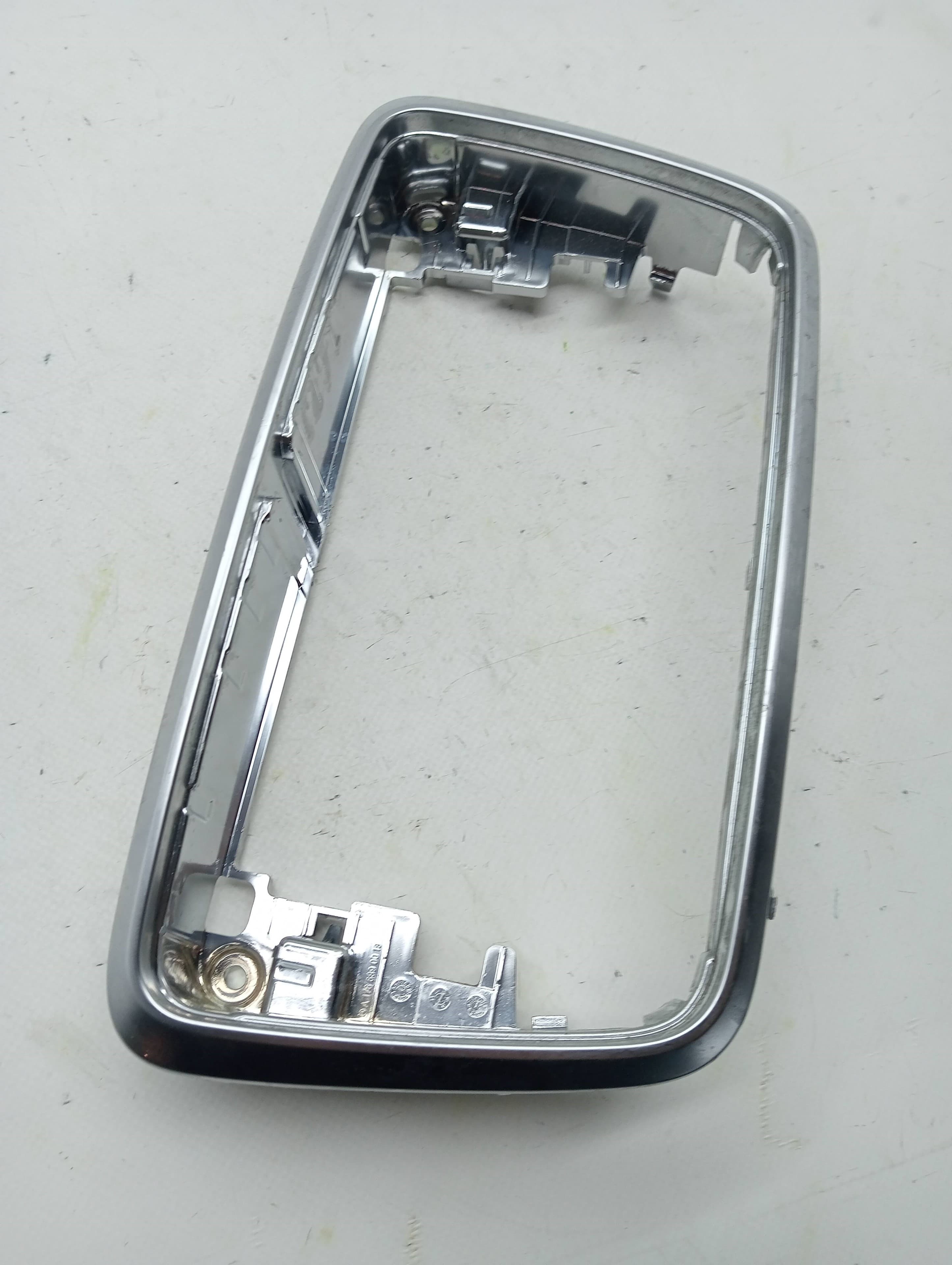 Plastico MERCEDES-BENZ CLASE A (W176) 2