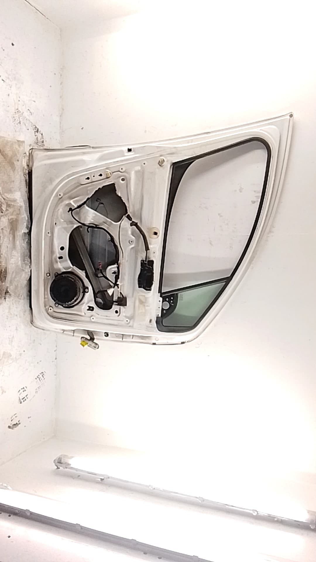 Puerta delantera izquierda PEUGEOT PARTNER TEPEE 4