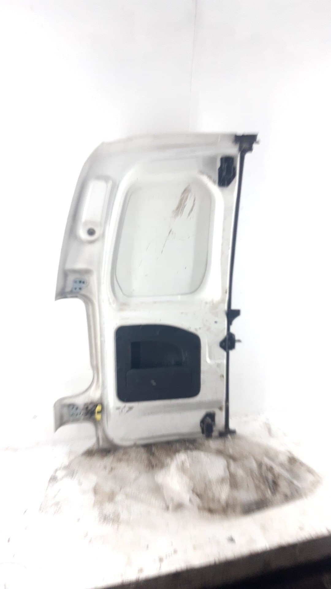 Puerta trasera derecha PEUGEOT PARTNER TEPEE 2
