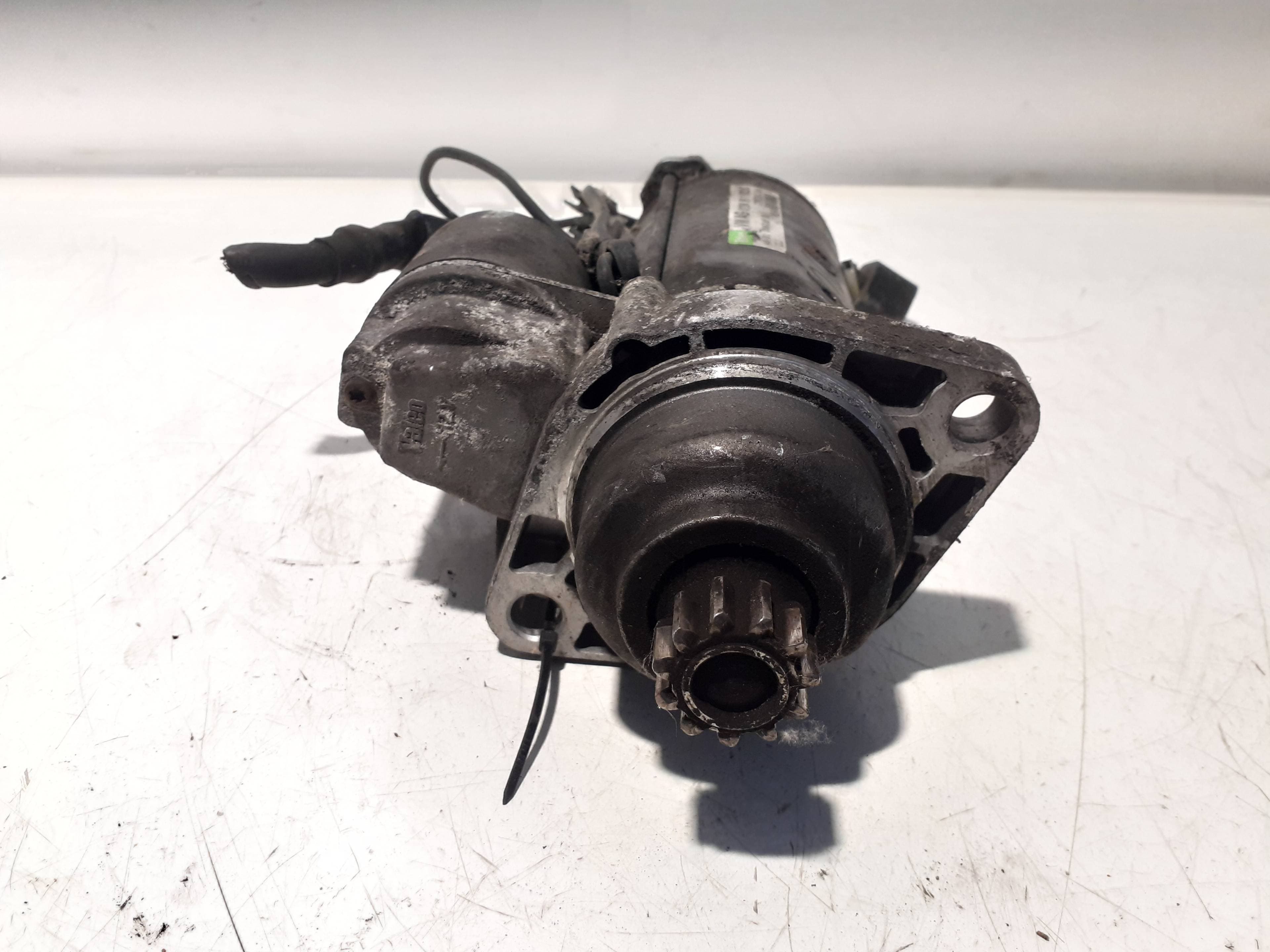 Motor arranque AUDI A3 (8L)