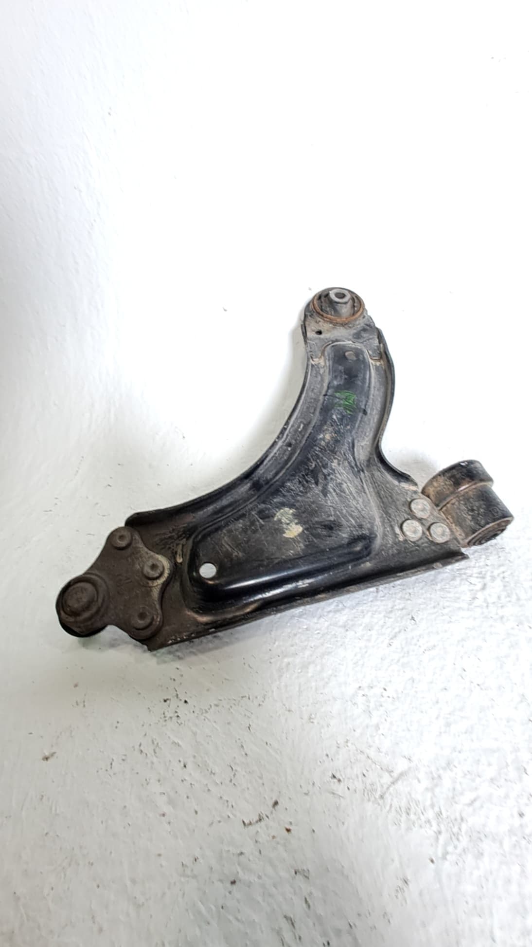 Brazo suspension inferior delantero izquierdo OPEL MERIVA 3