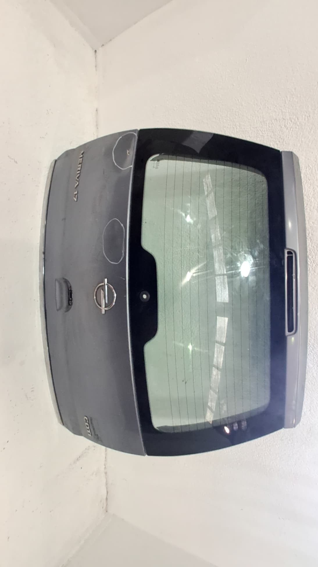 Porton trasero OPEL MERIVA 5