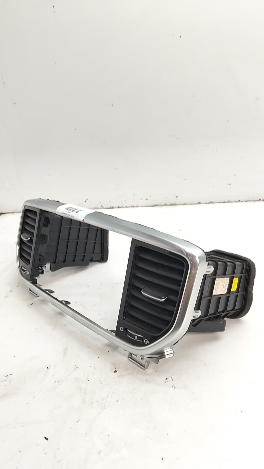 Recambio KIA SPORTAGE ref. 84740F1AB0 4