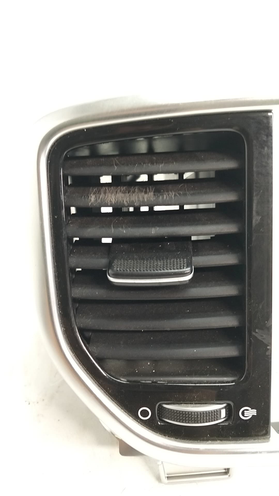 Recambio KIA SPORTAGE ref. 84740F1AB0 3