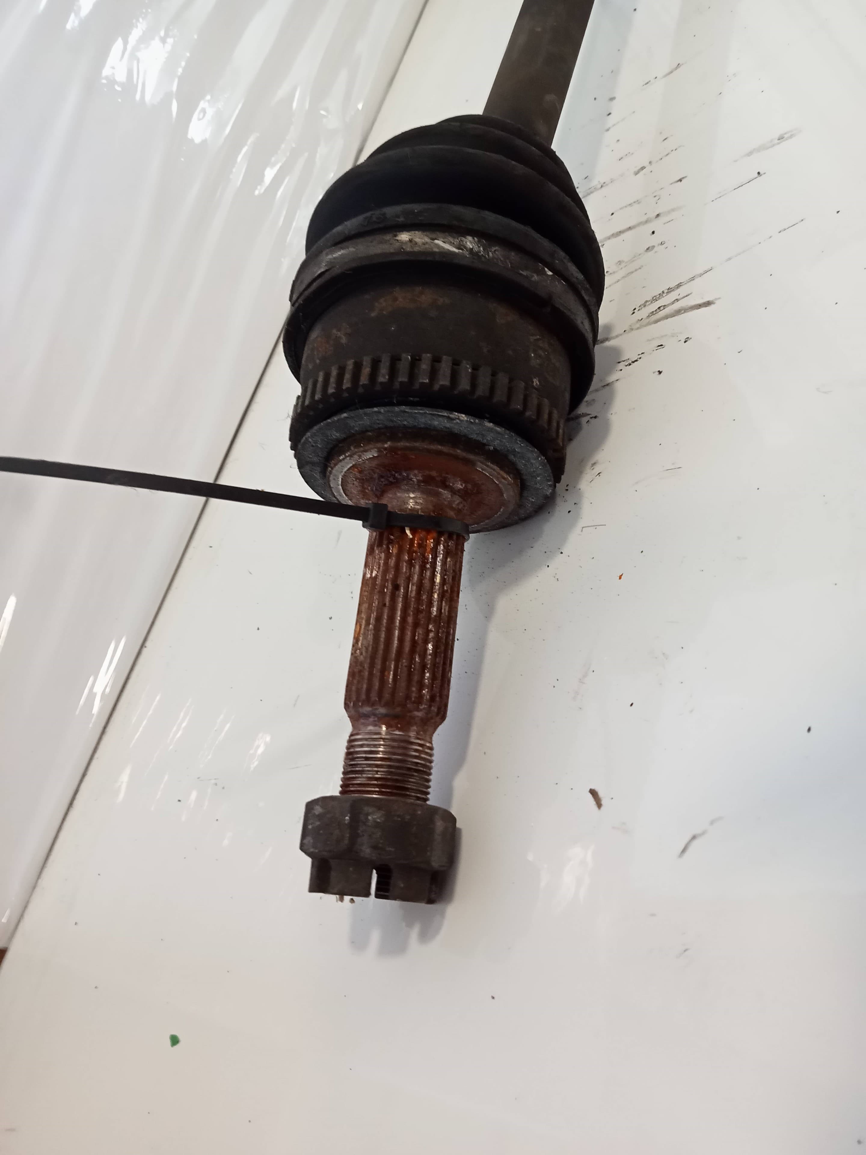 Transmision delantera derecha HYUNDAI GETZ (TB) 3