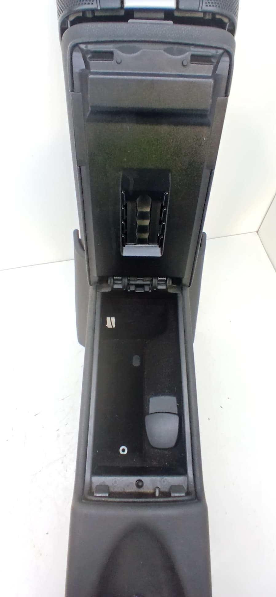 Consola central MERCEDES-BENZ SLK (R171) 4