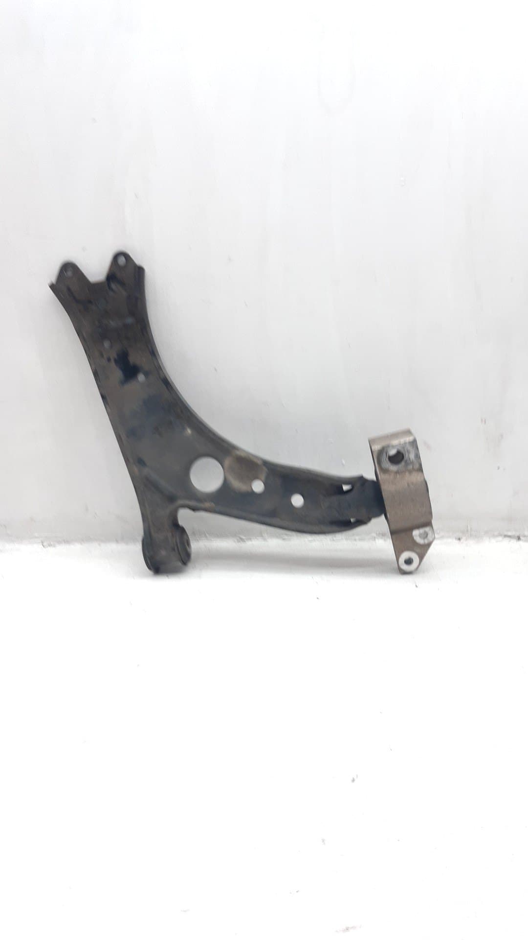 Brazo suspension inferior delantero derecho SEAT TOLEDO (5P2)