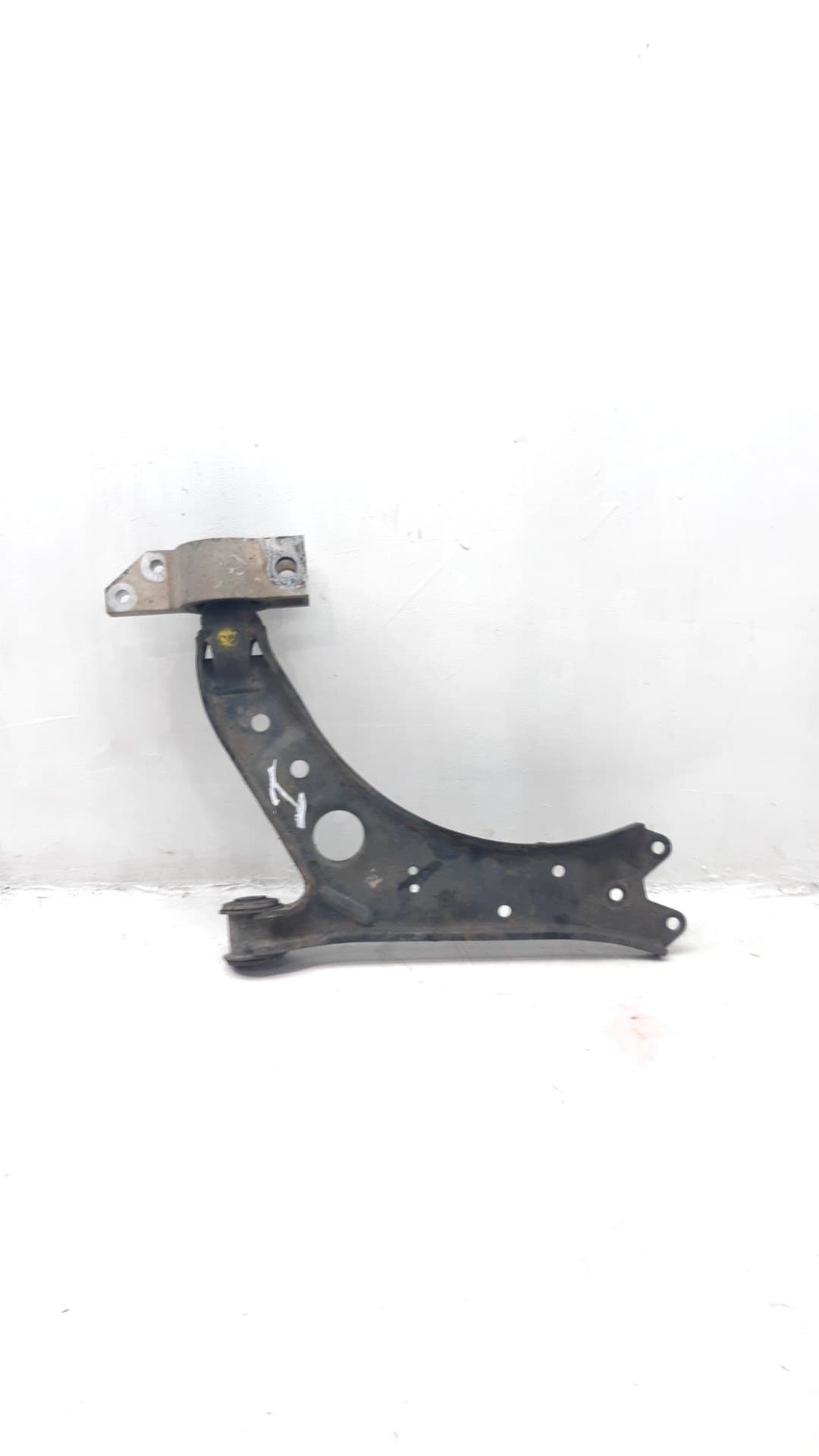 Brazo suspension inferior delantero izquierdo SEAT TOLEDO (5P2) 2