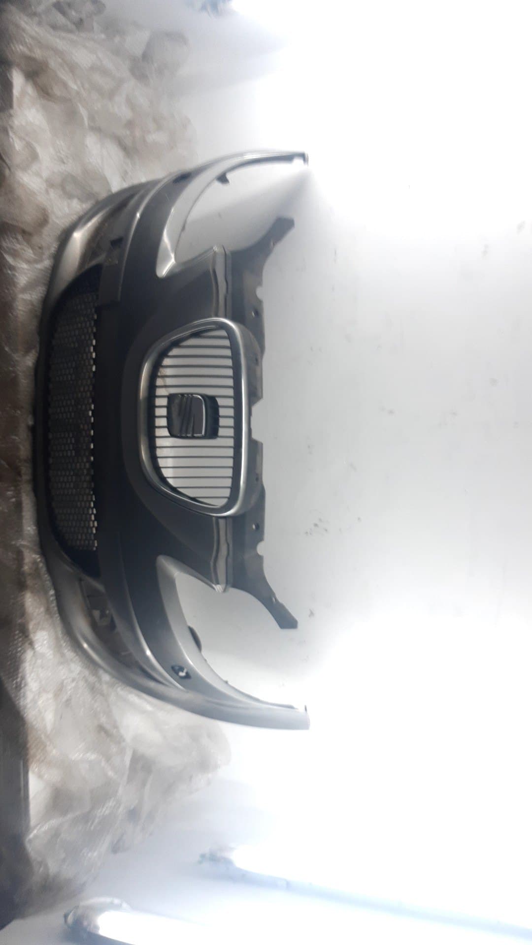 Paragolpes delantero SEAT TOLEDO (5P2)