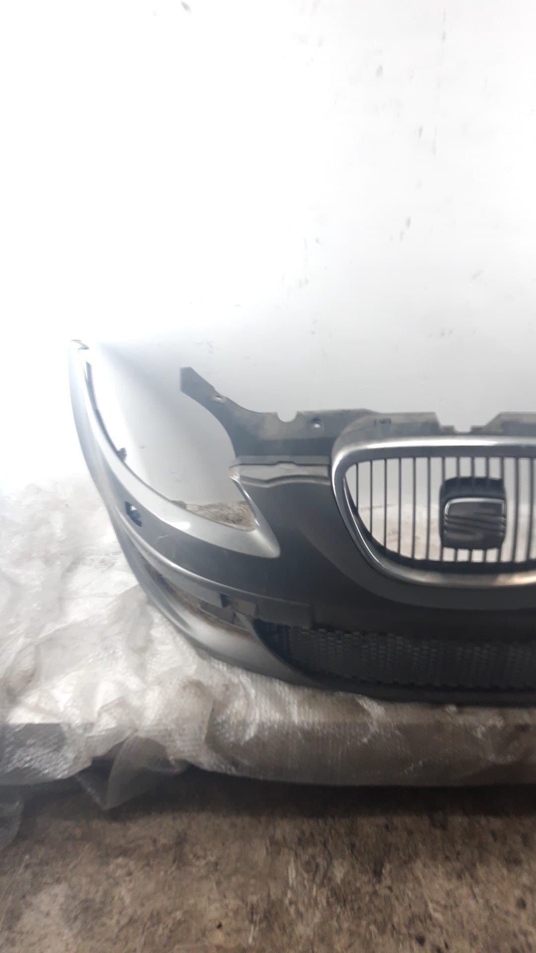 Paragolpes delantero SEAT TOLEDO (5P2) 3