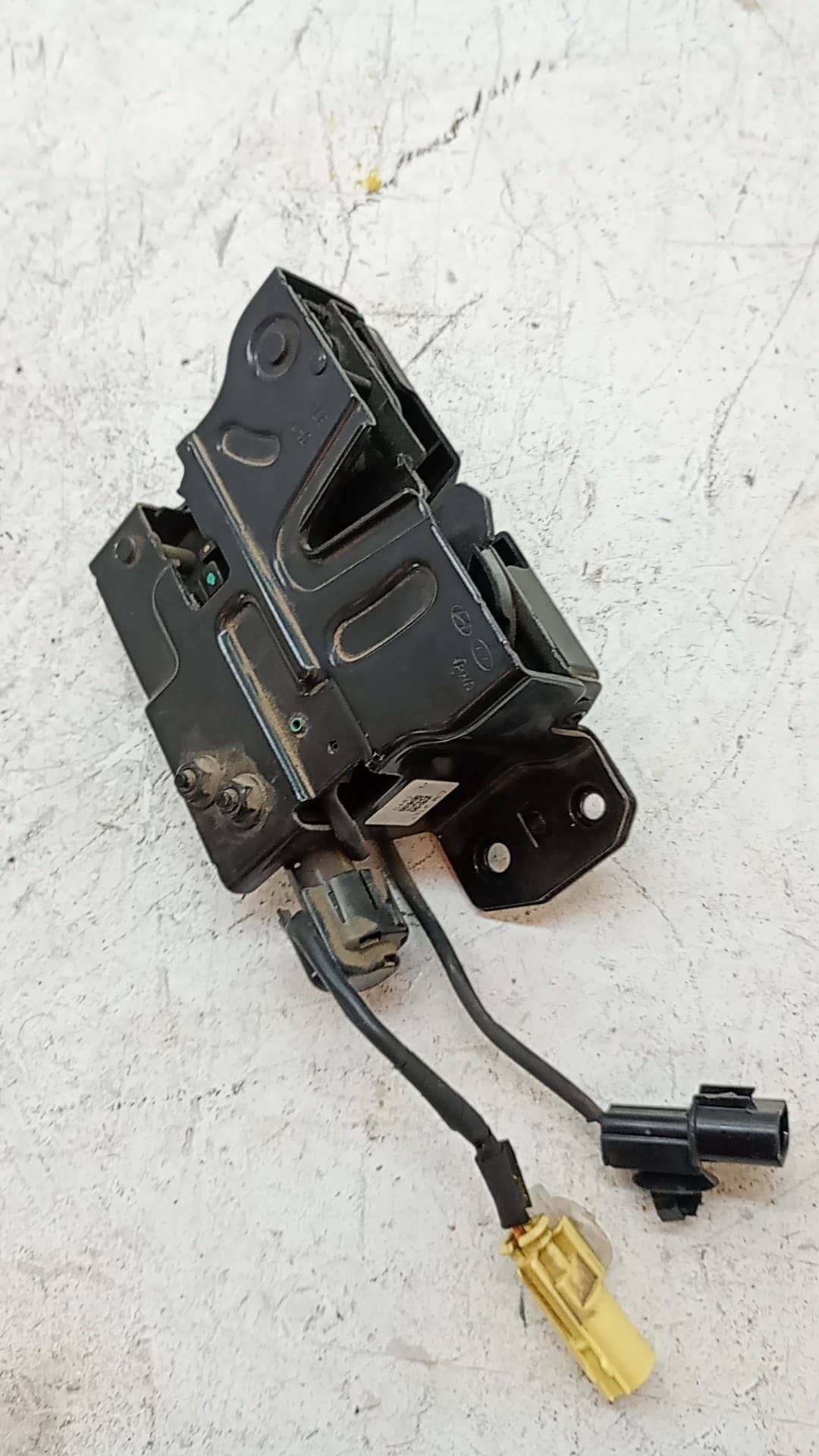 Cerradura capot HYUNDAI TUCSON