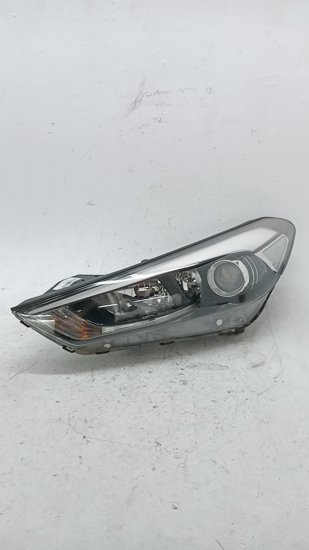 Faro izquierdo HYUNDAI TUCSON