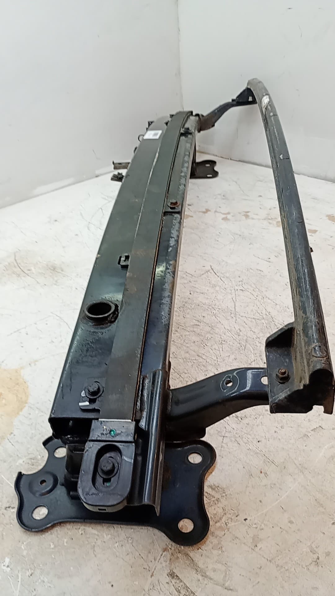 Refuerzo paragolpes delantero HYUNDAI TUCSON