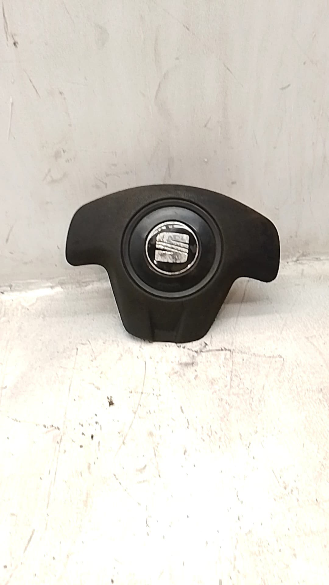 Recambio SEAT IBIZA (6L1) ref. 6L0880201STMJ