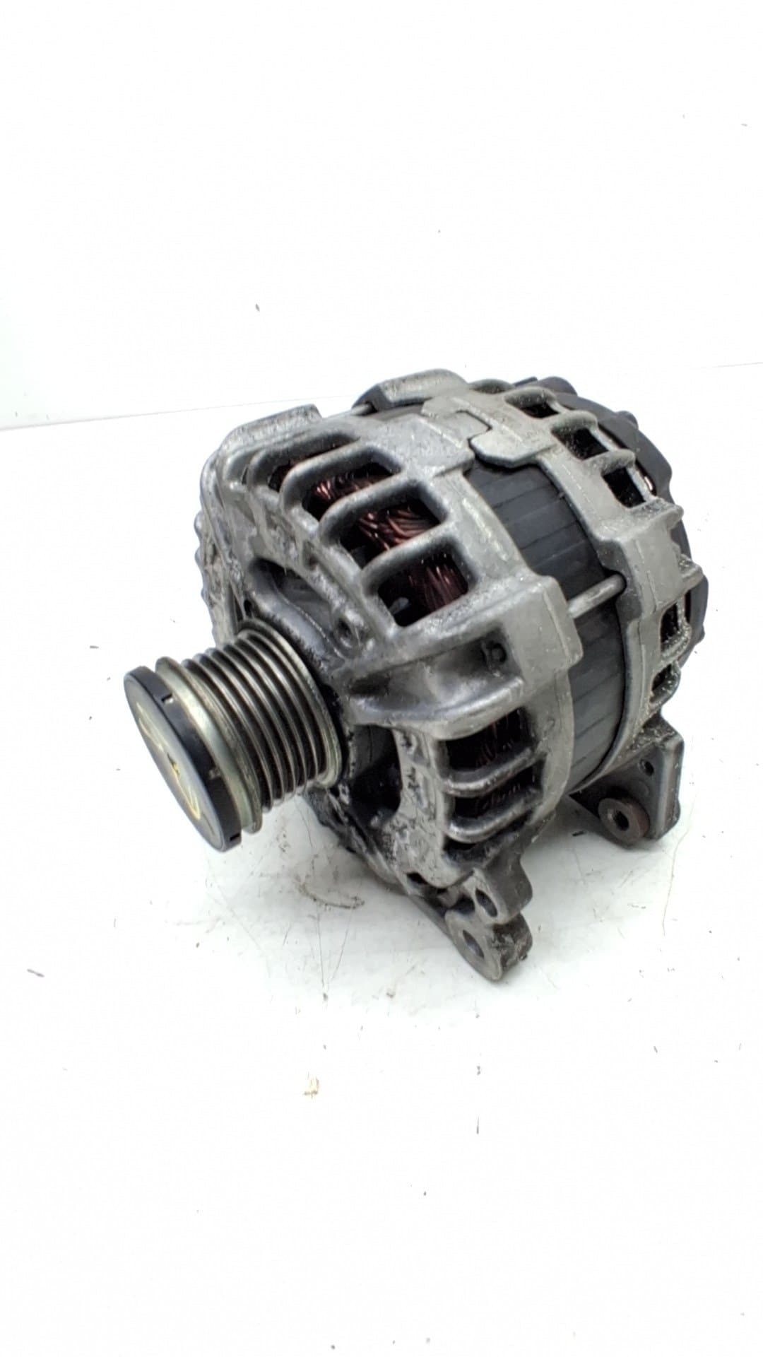 Alternador VOLKSWAGEN POLO (6R1)