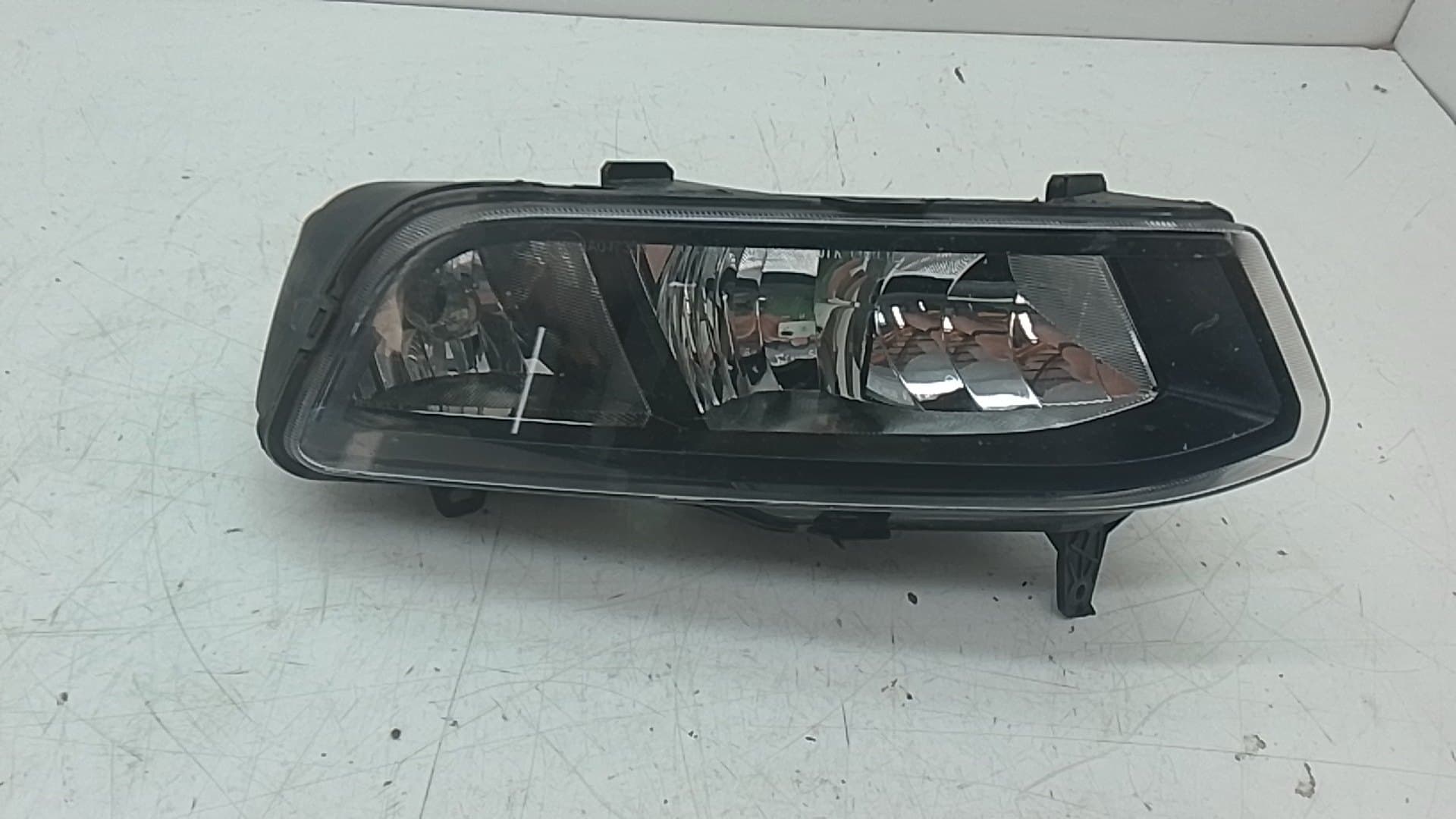 Faro antiniebla derecho VOLKSWAGEN POLO (6R1)