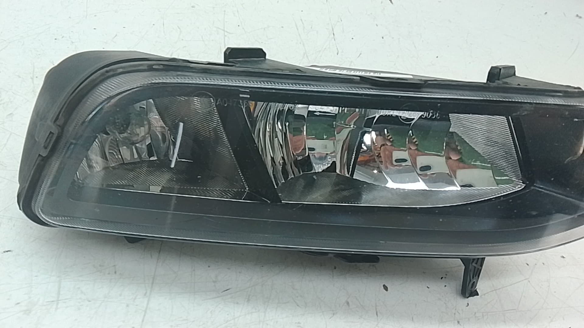 Faro antiniebla derecho VOLKSWAGEN POLO (6R1) 5