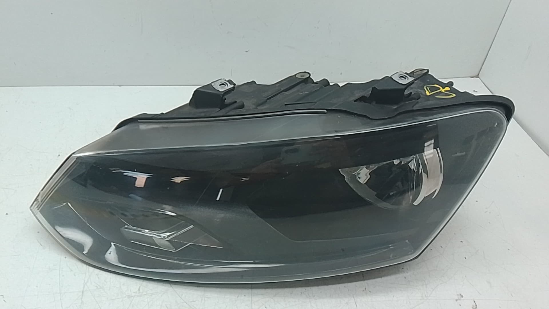 Faro izquierdo VOLKSWAGEN POLO (6R1) 5