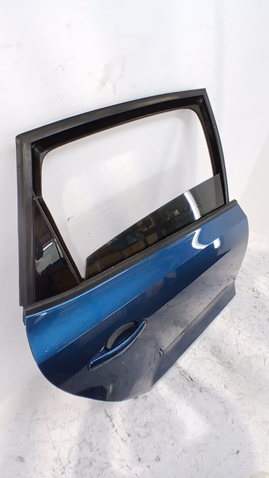 Puerta trasera derecha VOLKSWAGEN POLO (6R1) 3