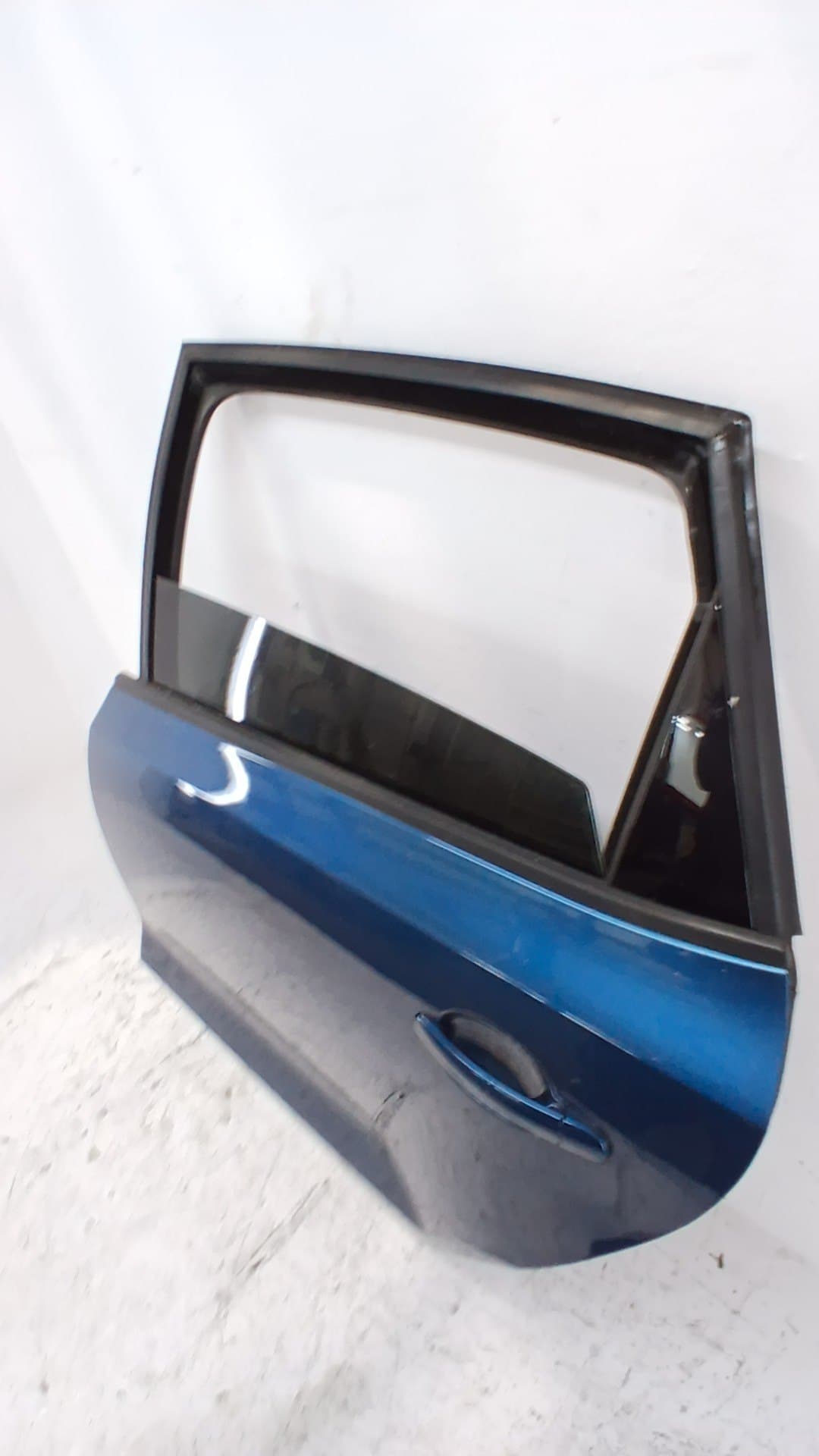 Puerta trasera izquierda VOLKSWAGEN POLO (6R1) 3