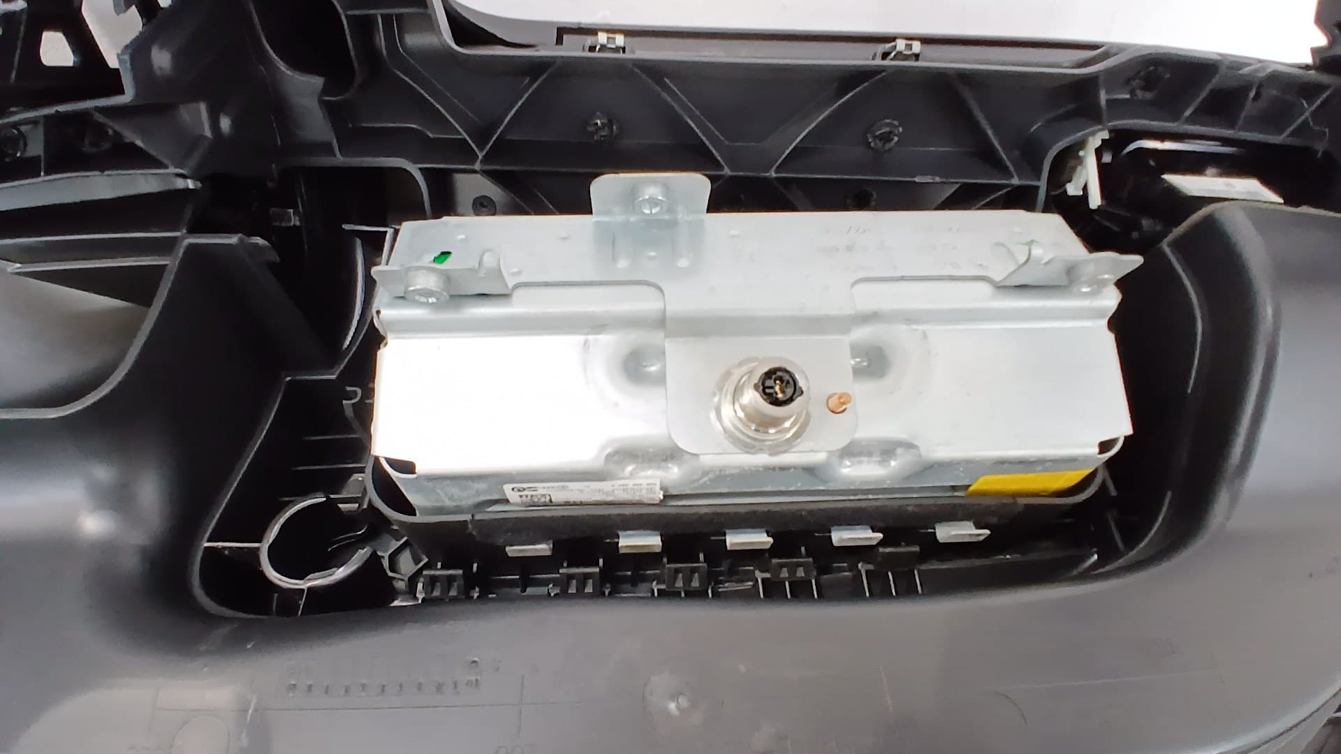 Salpicadero VOLKSWAGEN POLO (6R1) 3