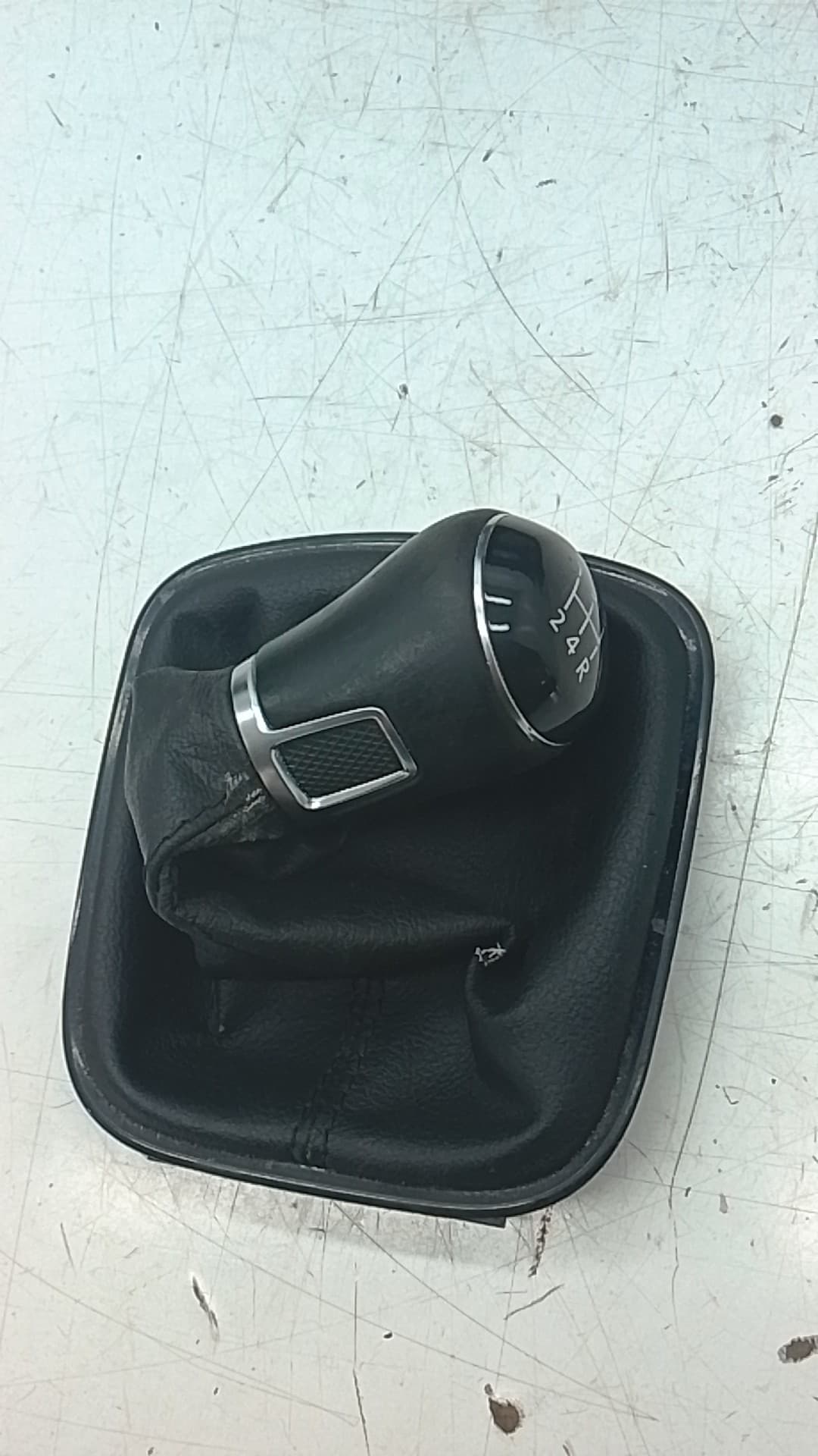 Guarnecidos palanca cambio VOLKSWAGEN POLO (6R1)