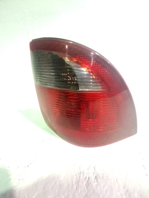 Piloto trasero derecho SAAB 9-5 STATION WAGON (YS3E)