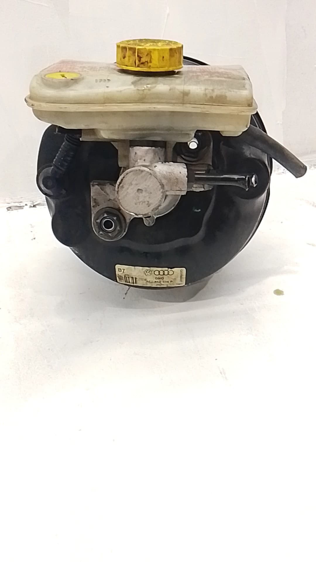 Servofreno AUDI A4 AVANT (8E) 2