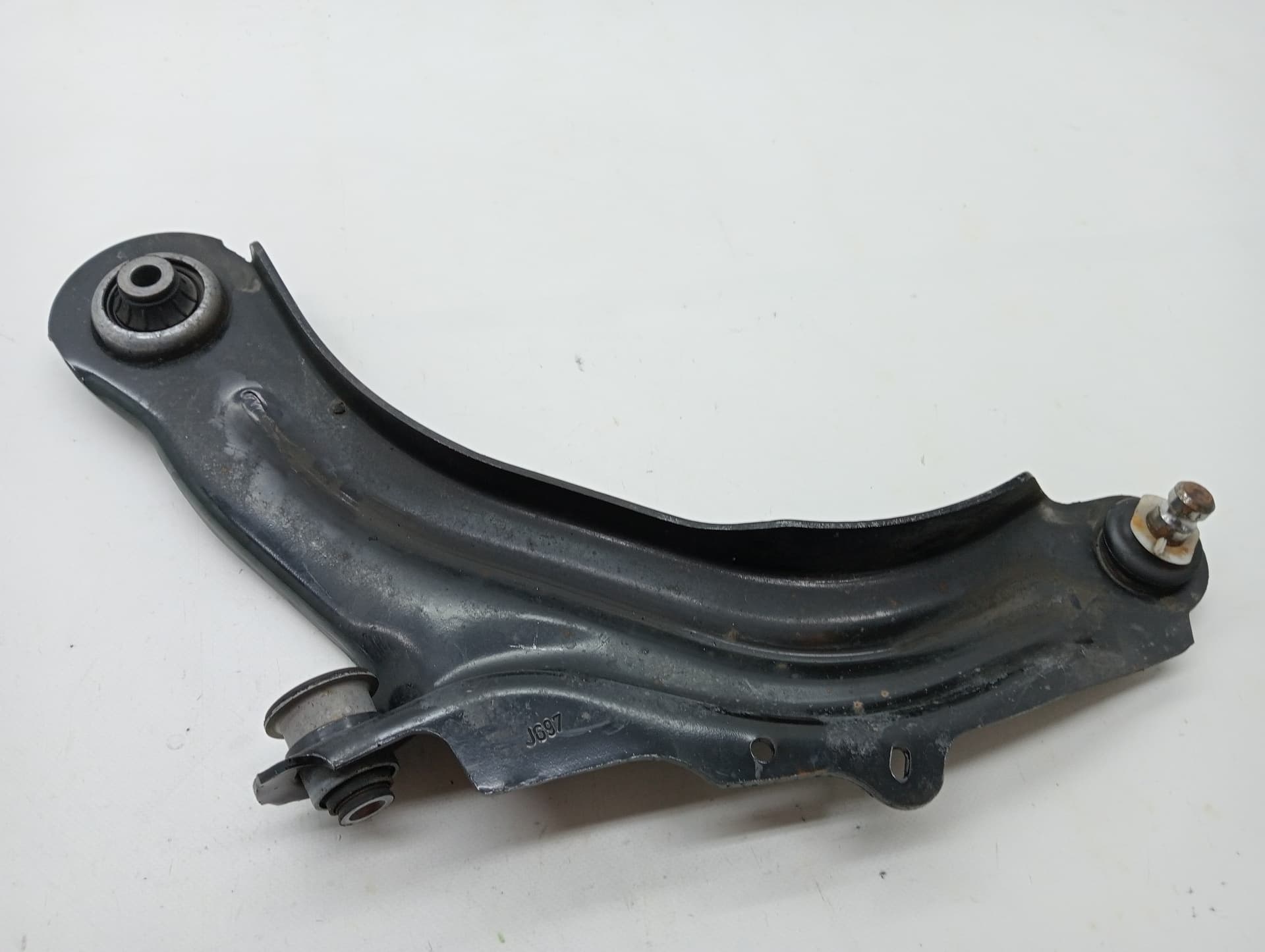 Brazo suspension inferior delantero izquierdo RENAULT CAPTUR 3