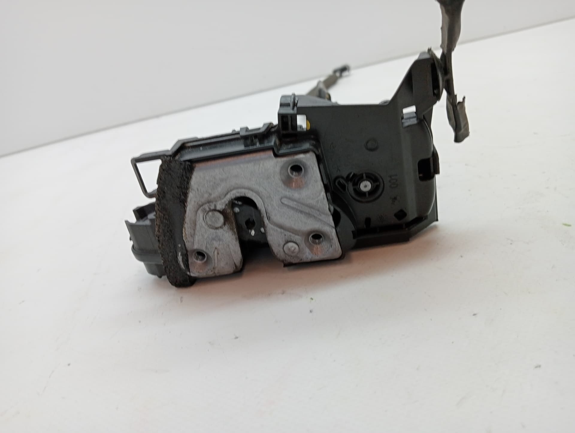 Cerradura puerta delantera derecha RENAULT CAPTUR 3