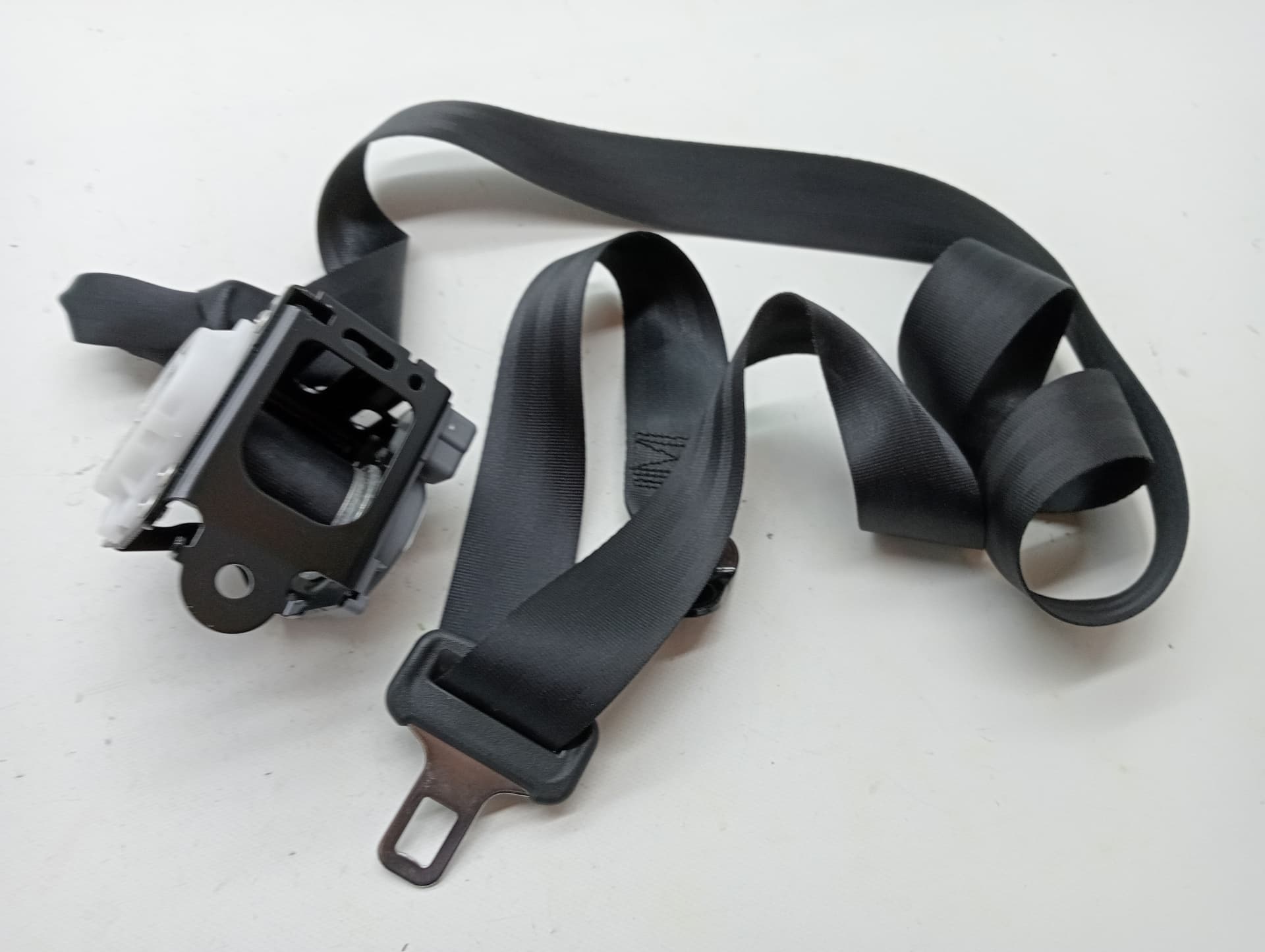 Cinturon seguridad trasero izquierdo RENAULT CAPTUR 2