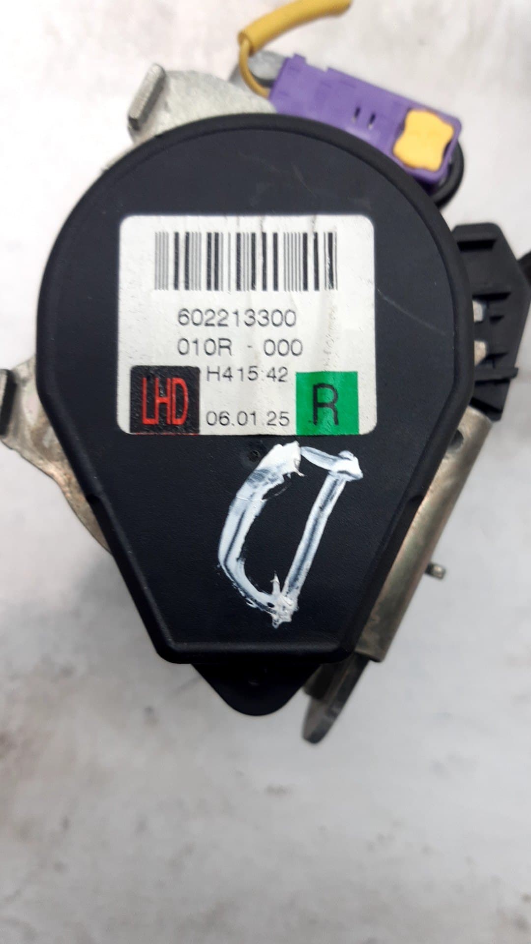 Cinturon seguridad delantero derecho VOLKSWAGEN GOLF V BERLINA (1K1) 4