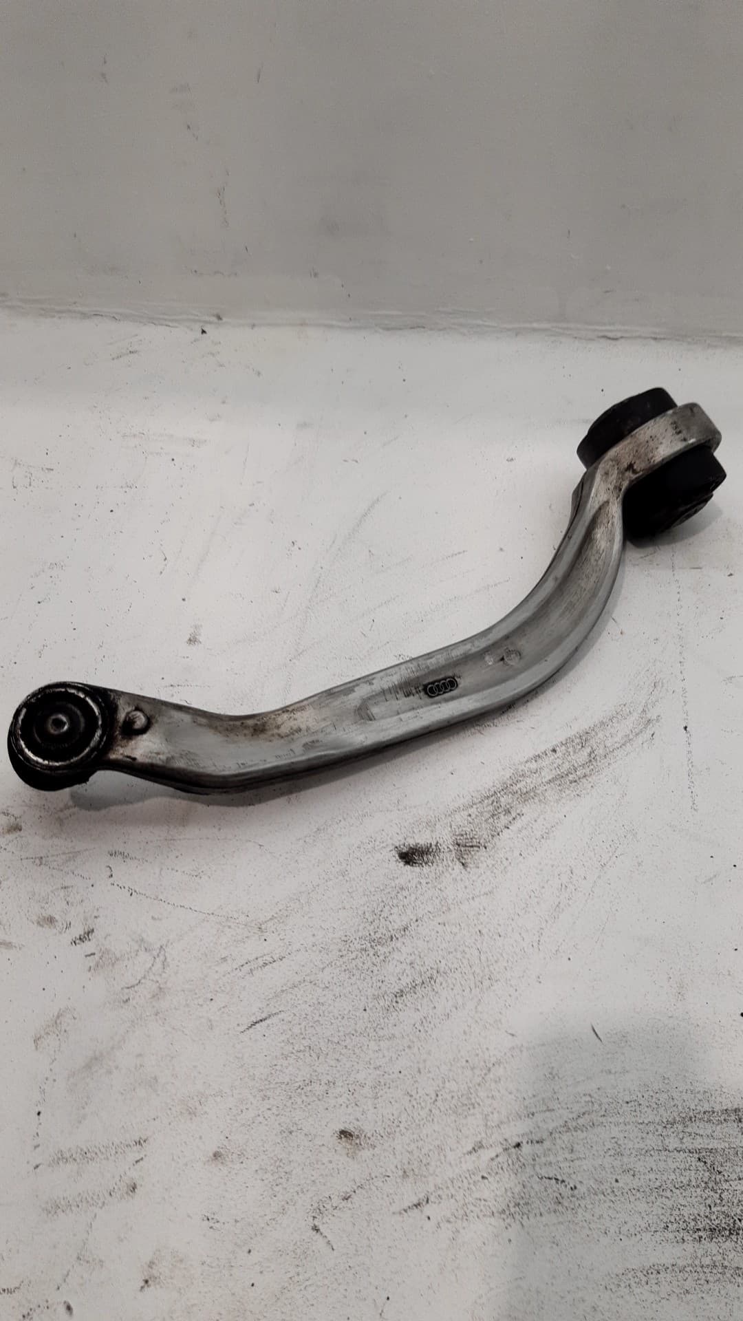 Brazo suspension inferior delantero derecho AUDI A6 AVANT (4B5)