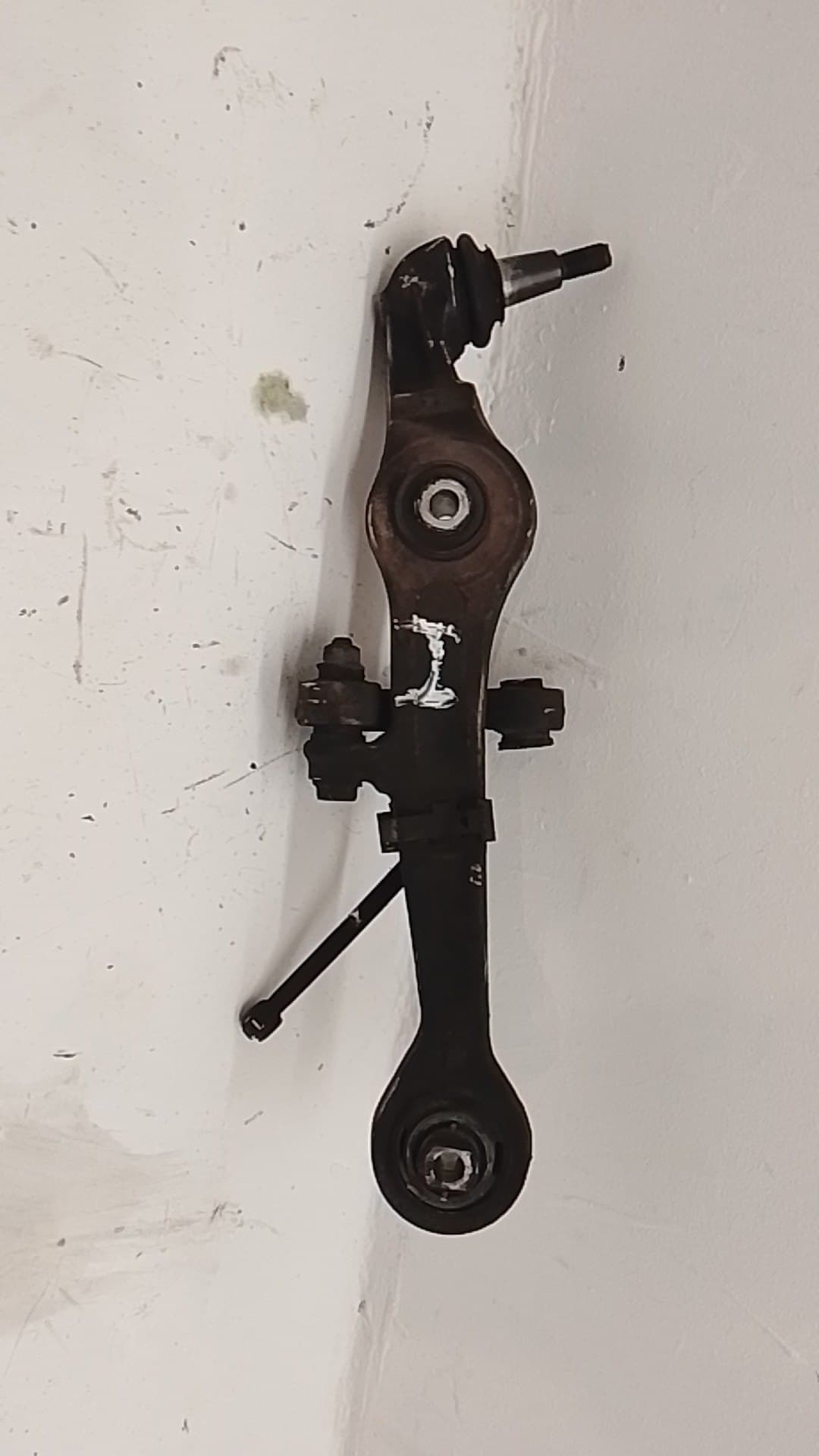 Brazo suspension inferior delantero izquierdo AUDI A6 AVANT (4B5) 3