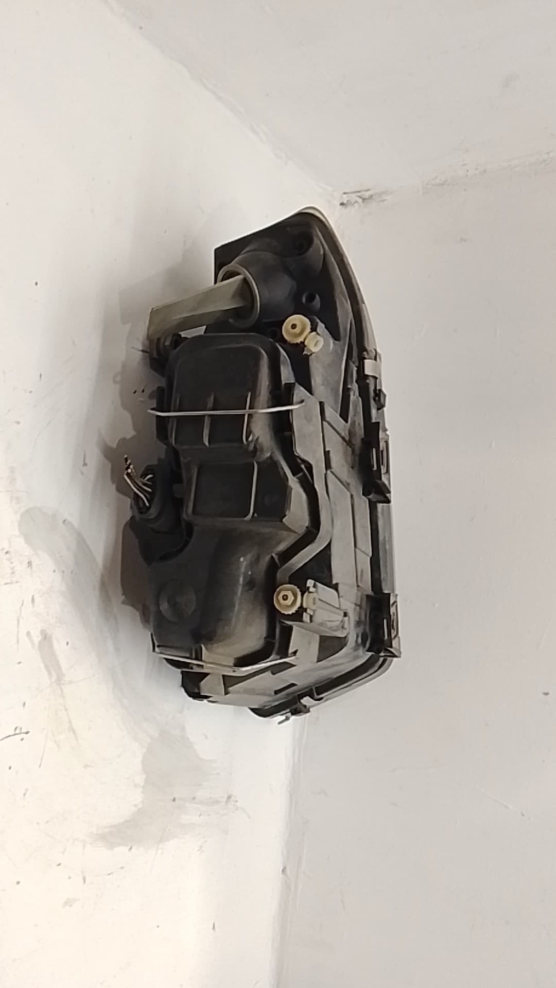Faro izquierdo AUDI A6 AVANT (4B5) 3