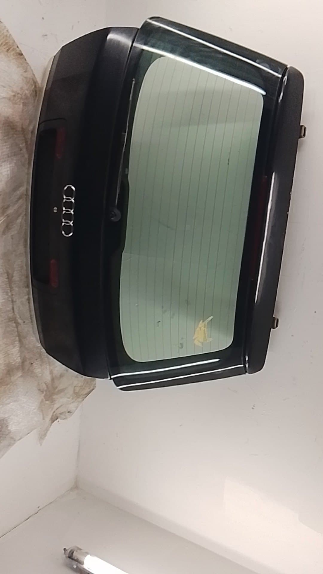 Porton trasero AUDI A6 AVANT (4B5) 2