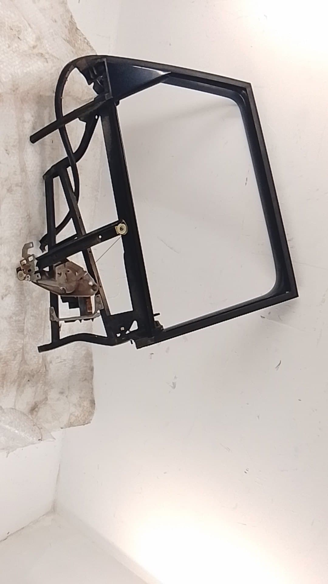 Elevalunas trasero derecho AUDI A6 AVANT (4B5)