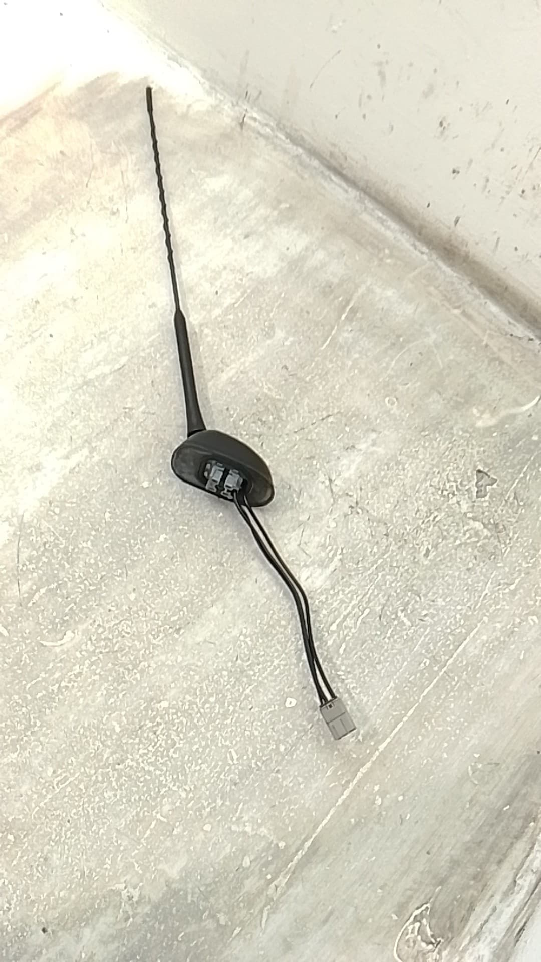 Antena SUZUKI VITARA 2