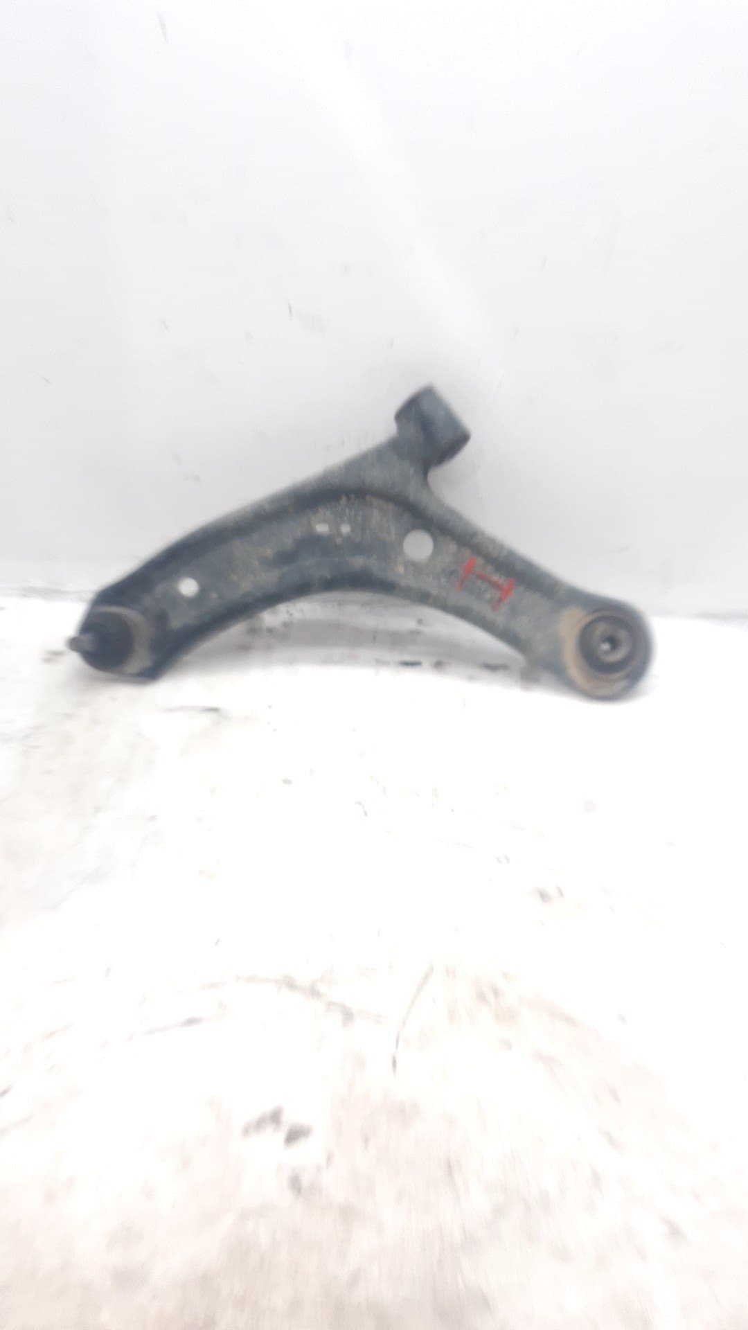 Brazo suspension inferior delantero izquierdo SUZUKI VITARA