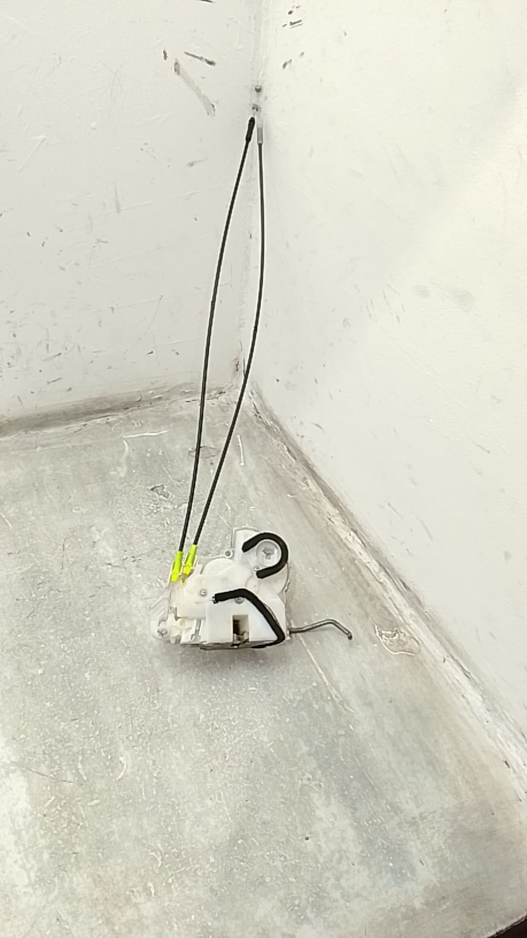 Cerradura puerta delantera derecha SUZUKI VITARA 3